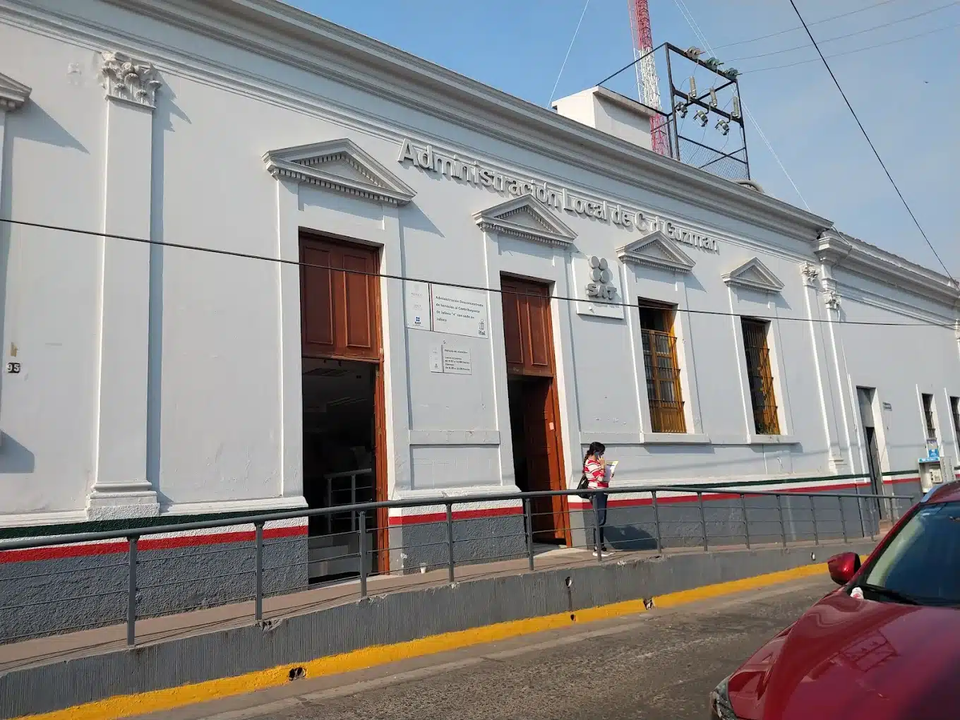 Instalaciones de la oficina del SAT en Ciudad Guzmán, Jalisco